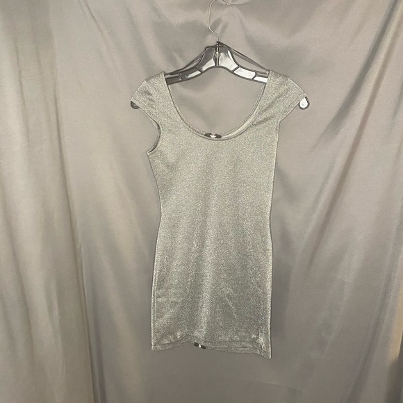 3/$30 Shiny H&M zip up body con dress - Picture 2 of 4